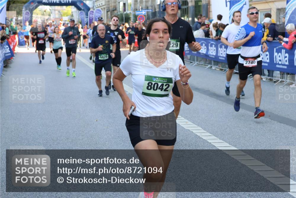 07.09.2025 - BARMER Alsterlauf Strokosch-Dieckow http://msf.ph/oto/8721094 07.09.2025 09:58:34 Ziel 2055, 2297, 2786, 2808, 2867, 3081, 3252, 3277, 3394, 3631, 3666, 3709, 3710, 4183, 4188, 4219, 4227, 4242, 4290, 4299, 4801, 4940, 4972, 5016, 5099, 5100, 5174, 5211, 5313, 5335, 5501, 5518, 5548, 5723, 5834, 5838, 5882, 6160, 6161, 8117, 8239 meine-sportfotos.de