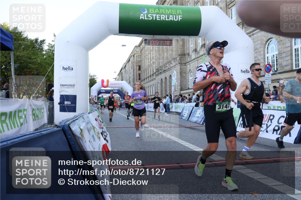 07.09.2025 - BARMER Alsterlauf Strokosch-Dieckow http://msf.ph/oto/8721127 07.09.2025 09:51:17 Ziel 2203, 2478, 2683, 2897, 2900, 2922, 3147, 3148, 3443, 3518, 3525, 3835, 4573, 4835, 4936, 5028, 6107, 6162, 6176, 8105 meine-sportfotos.de
