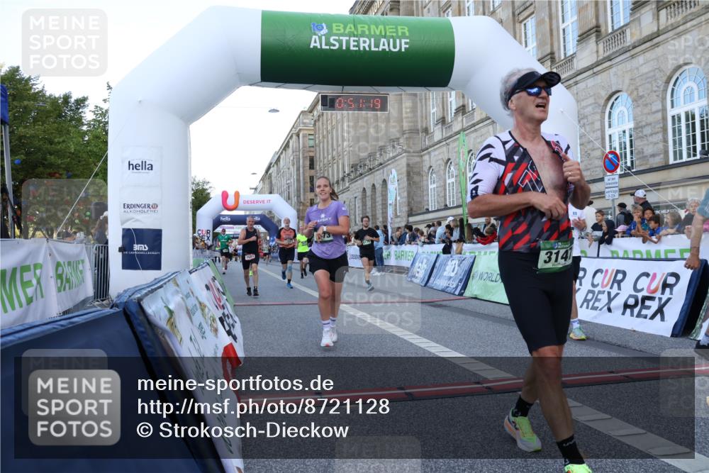 07.09.2025 - BARMER Alsterlauf Strokosch-Dieckow http://msf.ph/oto/8721128 07.09.2025 09:51:17 Ziel 2203, 2478, 2683, 2897, 2900, 2922, 3147, 3148, 3443, 3518, 3525, 3835, 4573, 4835, 4936, 5028, 6107, 6162, 6176, 8105 meine-sportfotos.de