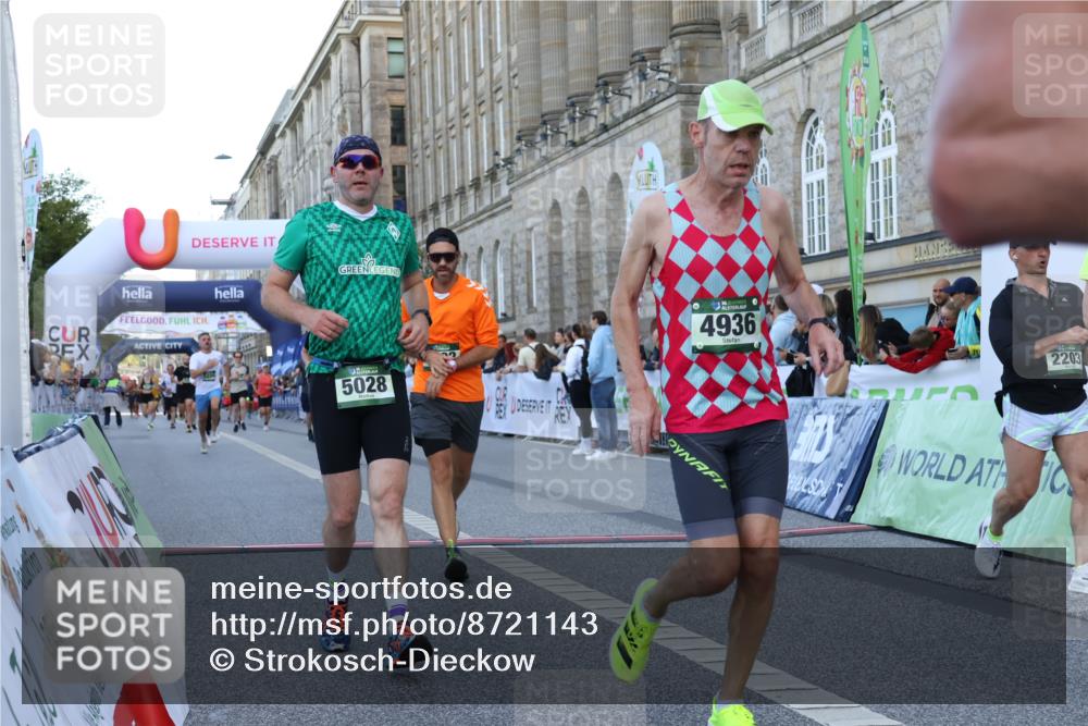 07.09.2025 - BARMER Alsterlauf Strokosch-Dieckow http://msf.ph/oto/8721143 07.09.2025 09:51:22 Ziel 2162, 2203, 2322, 2683, 2900, 3476, 3835, 4573, 4835, 4936, 5028, 5772, 5899, 6162, 6176, 8174 meine-sportfotos.de
