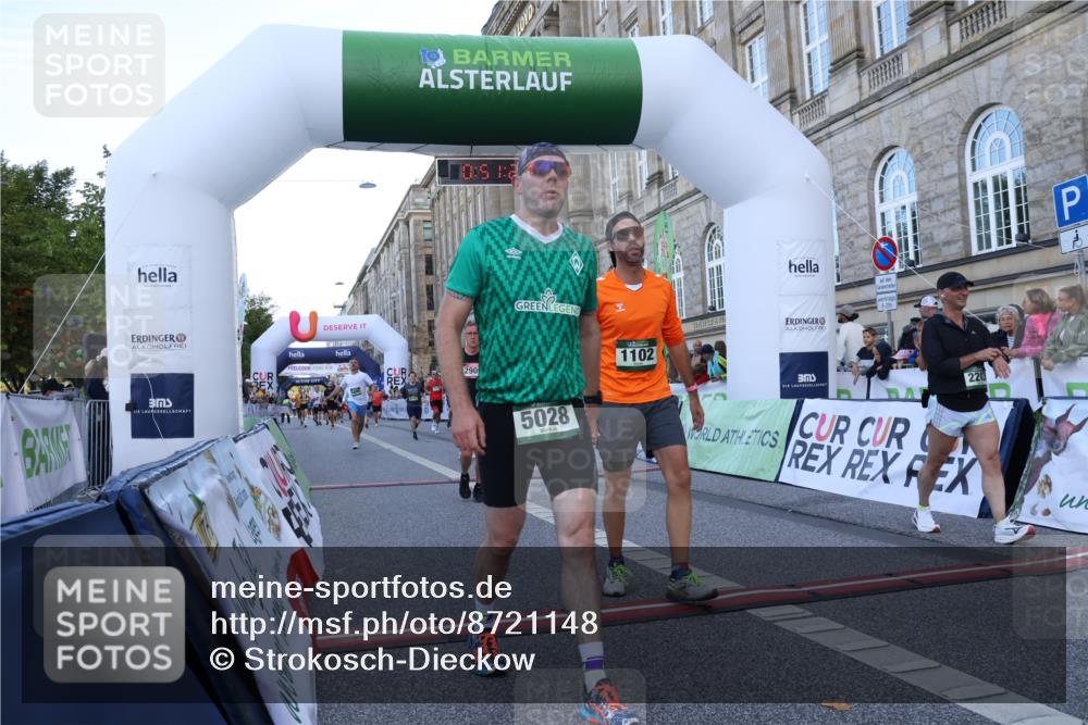 07.09.2025 - BARMER Alsterlauf Strokosch-Dieckow http://msf.ph/oto/8721148 07.09.2025 09:51:24 Ziel 2162, 2203, 2322, 2683, 2900, 3476, 3835, 4835, 4936, 5028, 5455, 5772, 5899, 6162, 6176, 8174, 8318 meine-sportfotos.de