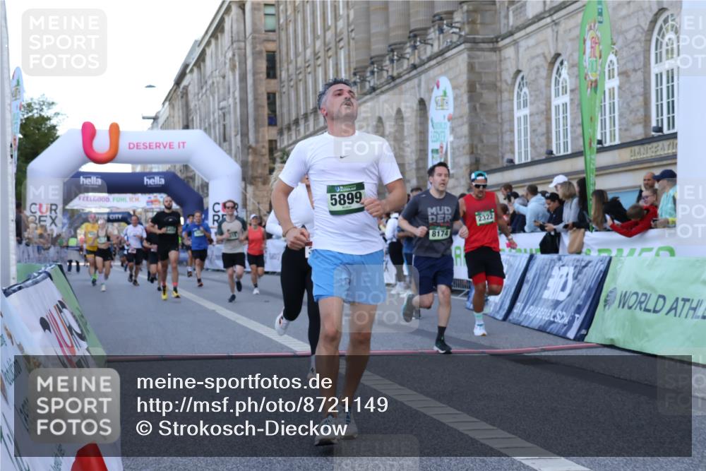 07.09.2025 - BARMER Alsterlauf Strokosch-Dieckow http://msf.ph/oto/8721149 07.09.2025 09:51:27 Ziel 2162, 2203, 2322, 2609, 2836, 2900, 3059, 3447, 3476, 3812, 4300, 4992, 5028, 5426, 5455, 5772, 5899, 8174, 8318 meine-sportfotos.de