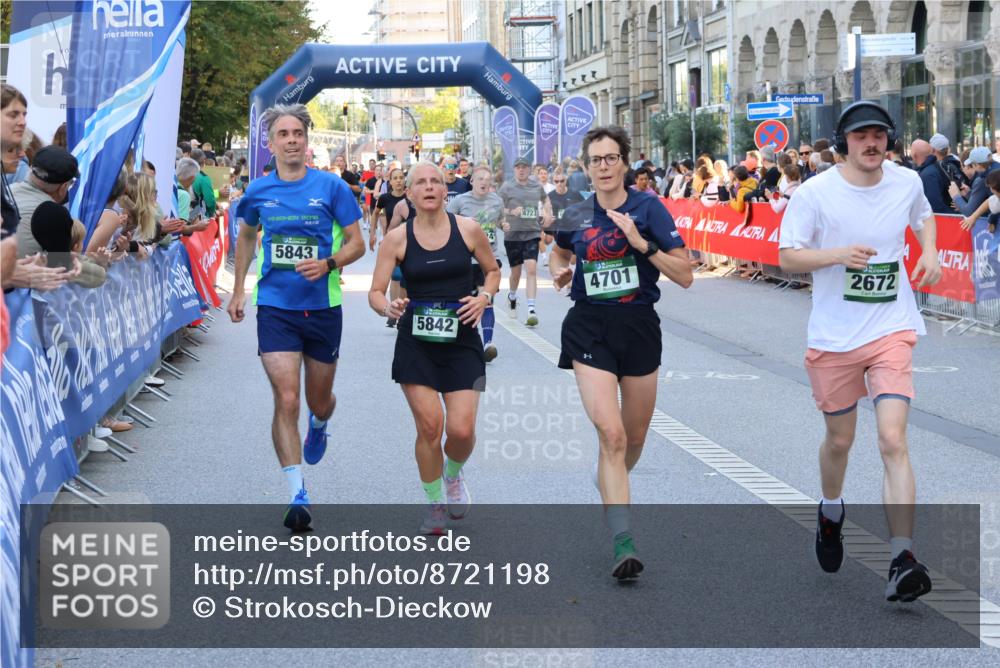 07.09.2025 - BARMER Alsterlauf Strokosch-Dieckow http://msf.ph/oto/8721198 07.09.2025 09:58:11 Ziel 2210, 2375, 2483, 2640, 2729, 2730, 2740, 2803, 3040, 3207, 3266, 3479, 3704, 3813, 4006, 4119, 4135, 4229, 4283, 4423, 4558, 4559, 4828, 4872, 4900, 5147, 5567, 5685, 5793, 5929, 5930, 5981, 6001, 6340, 8042, 8334, 8387, 8388, 8439 meine-sportfotos.de