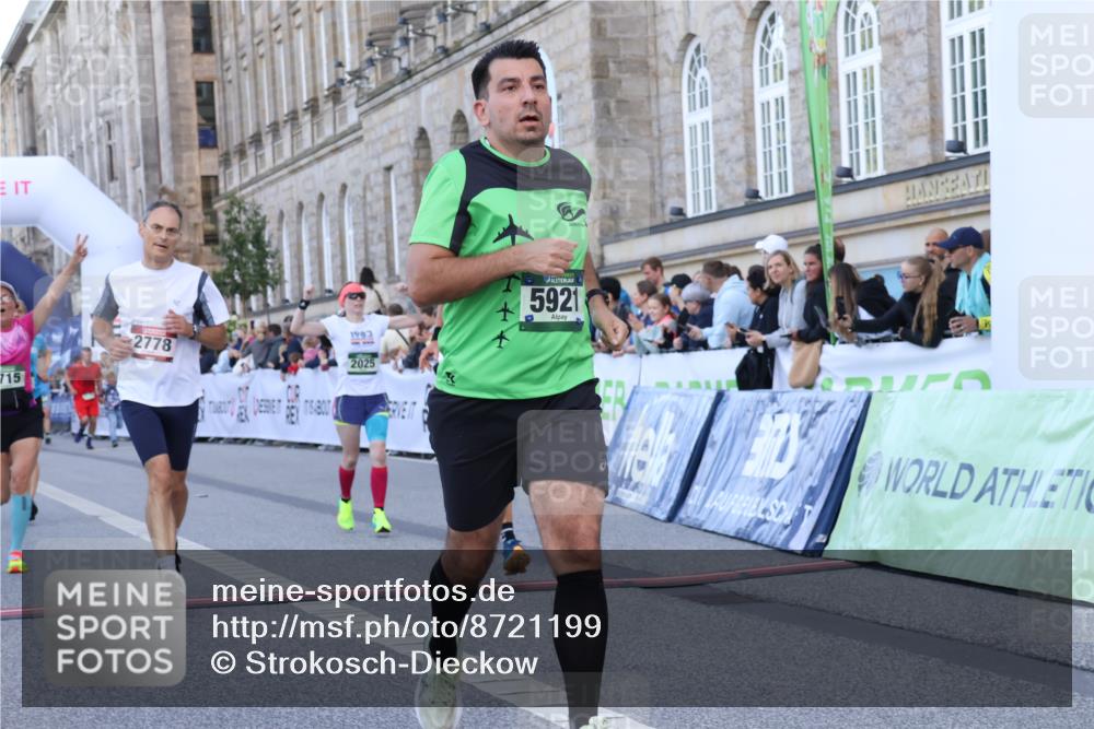 07.09.2025 - BARMER Alsterlauf Strokosch-Dieckow http://msf.ph/oto/8721199 07.09.2025 09:51:48 Ziel 2025, 2416, 2778, 3538, 3546, 4173, 4944, 5179, 5710, 5715, 5858, 5905, 5921, 8200 meine-sportfotos.de