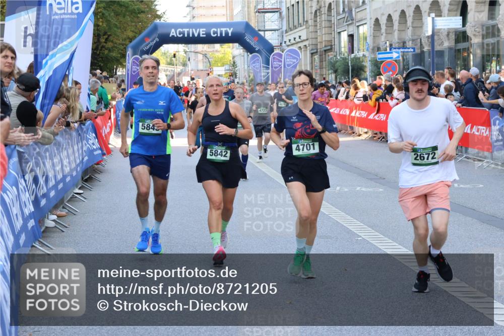 07.09.2025 - BARMER Alsterlauf Strokosch-Dieckow http://msf.ph/oto/8721205 07.09.2025 09:58:11 Ziel 2210, 2375, 2483, 2640, 2729, 2730, 2740, 2803, 3040, 3207, 3266, 3479, 3704, 3813, 4006, 4119, 4135, 4229, 4283, 4423, 4558, 4559, 4828, 4872, 4900, 5147, 5567, 5685, 5793, 5929, 5930, 5981, 6001, 6340, 8042, 8334, 8387, 8388, 8439 meine-sportfotos.de