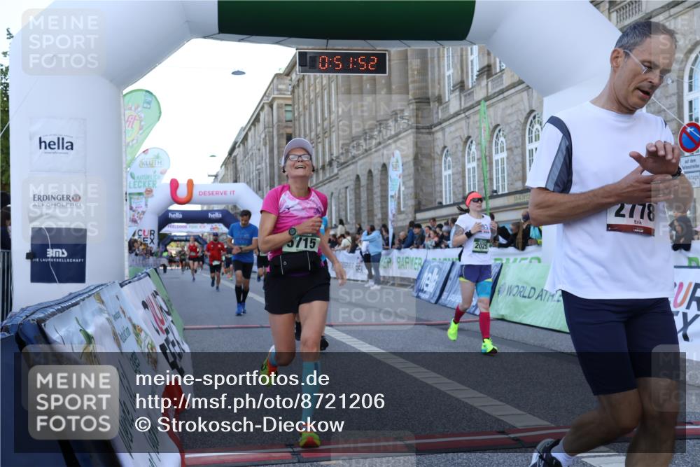 07.09.2025 - BARMER Alsterlauf Strokosch-Dieckow http://msf.ph/oto/8721206 07.09.2025 09:51:51 Ziel 2025, 2416, 2778, 3247, 4157, 4173, 4944, 5125, 5179, 5234, 5710, 5715, 5858, 5905, 5921, 8200, 8292 meine-sportfotos.de