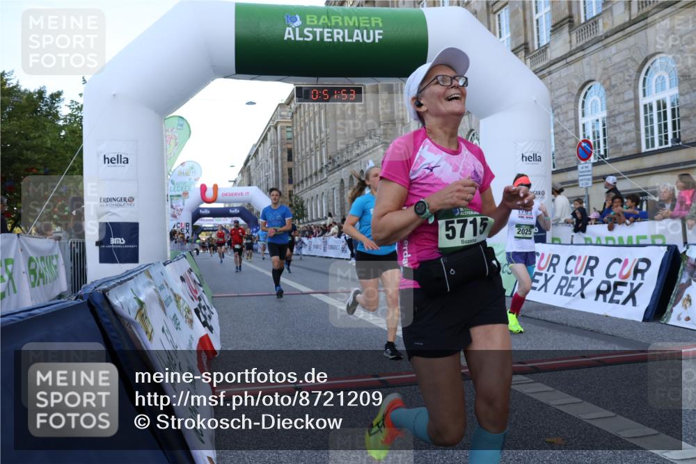 07.09.2025 - BARMER Alsterlauf Strokosch-Dieckow http://msf.ph/oto/8721209 07.09.2025 09:51:52 Ziel 2025, 2778, 3247, 4157, 4173, 4944, 5125, 5179, 5234, 5710, 5715, 5921, 8200, 8292 meine-sportfotos.de