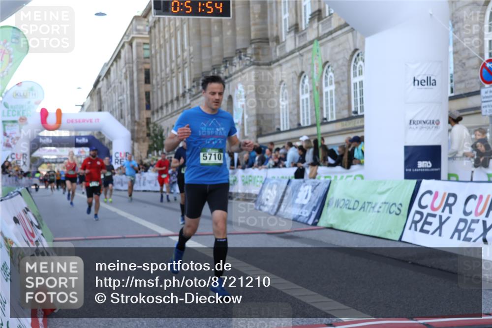 07.09.2025 - BARMER Alsterlauf Strokosch-Dieckow http://msf.ph/oto/8721210 07.09.2025 09:51:53 Ziel 2025, 2778, 3247, 4157, 4173, 4944, 5125, 5179, 5234, 5710, 5715, 5807, 5921, 8200, 8292, 8477 meine-sportfotos.de