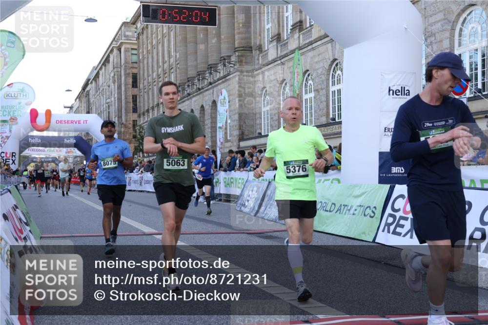 07.09.2025 - BARMER Alsterlauf Strokosch-Dieckow http://msf.ph/oto/8721231 07.09.2025 09:52:02 Ziel 2165, 2242, 2451, 2681, 2879, 3247, 4157, 5063, 5125, 5234, 5376, 5807, 5884, 5886, 8075, 8292, 8477 meine-sportfotos.de