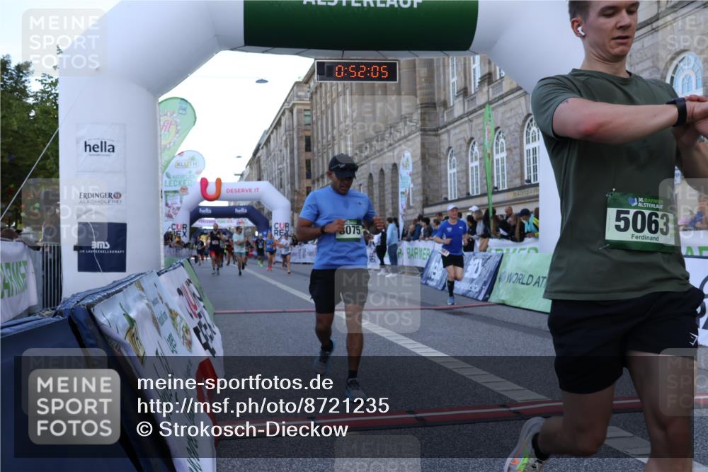 07.09.2025 - BARMER Alsterlauf Strokosch-Dieckow http://msf.ph/oto/8721235 07.09.2025 09:52:03 Ziel 2165, 2242, 2451, 2681, 2879, 4157, 5063, 5326, 5376, 5807, 5884, 5886, 8075, 8292, 8477 meine-sportfotos.de