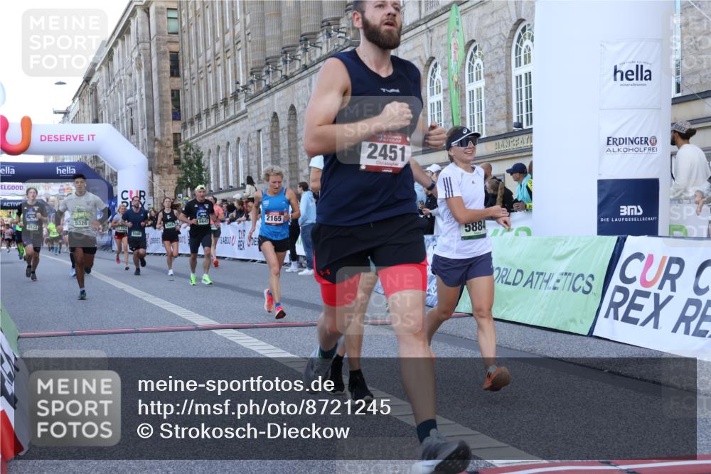 07.09.2025 - BARMER Alsterlauf Strokosch-Dieckow http://msf.ph/oto/8721245 07.09.2025 09:52:08 Ziel 2165, 2242, 2451, 2681, 2823, 3099, 3556, 3750, 4420, 4795, 4979, 5326, 5643, 5884, 5886, 5940, 5969, 6254 meine-sportfotos.de