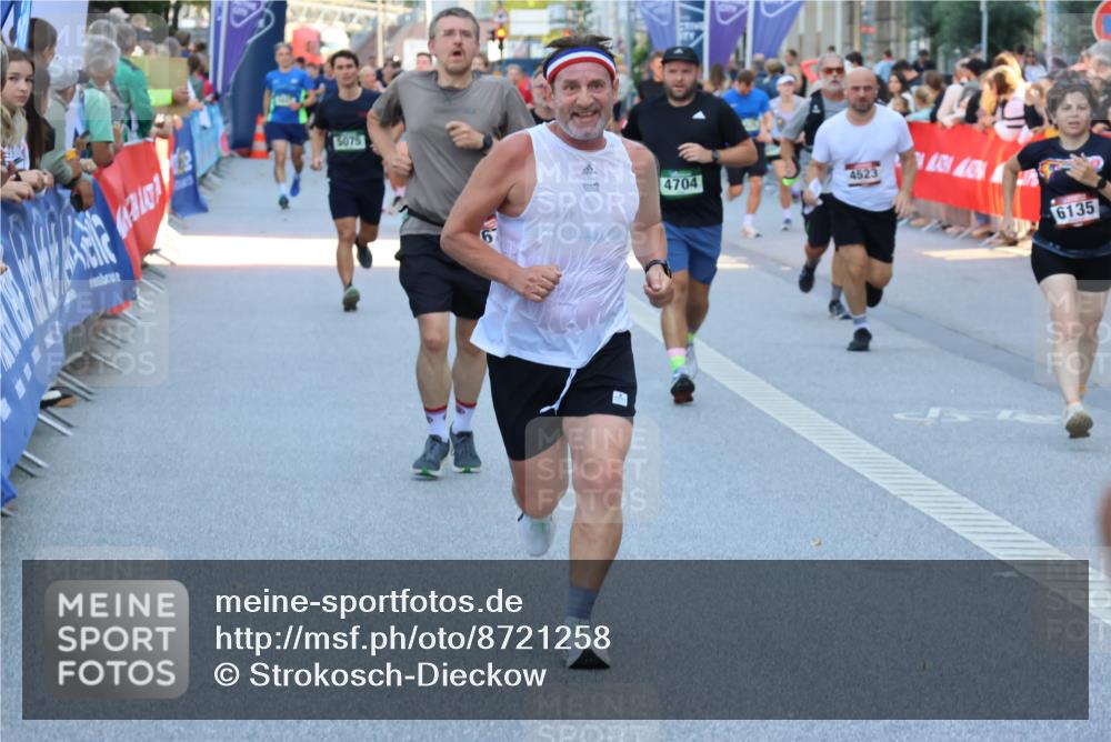 07.09.2025 - BARMER Alsterlauf Strokosch-Dieckow http://msf.ph/oto/8721258 07.09.2025 09:57:58 Ziel 2257, 2670, 2729, 2730, 2740, 2984, 3347, 3813, 4006, 4012, 4229, 4283, 4618, 4712, 4723, 4752, 4843, 4873, 4900, 5196, 5260, 5384, 5567, 5685, 5690, 5929, 5930, 6014, 6023, 6074, 8042, 8052, 8091, 8439 meine-sportfotos.de