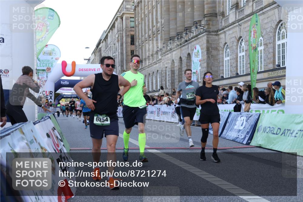 07.09.2025 - BARMER Alsterlauf Strokosch-Dieckow http://msf.ph/oto/8721274 07.09.2025 09:52:17 Ziel 2174, 2545, 2776, 2823, 3071, 3099, 3363, 3556, 3601, 3750, 3981, 4420, 4613, 4795, 4979, 5853, 5940, 5969, 6142, 6254, 8425 meine-sportfotos.de