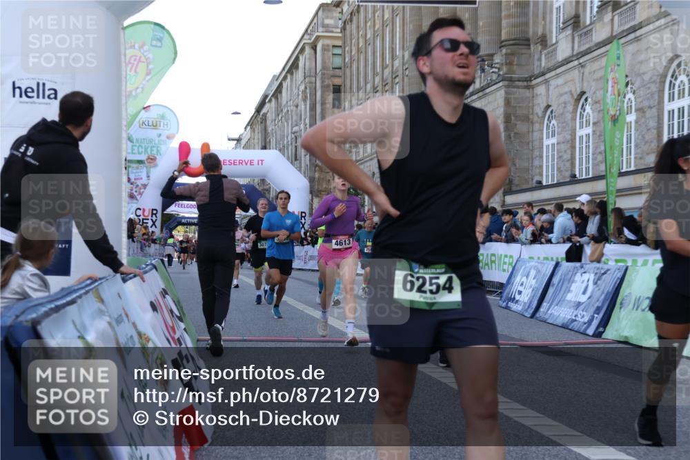 07.09.2025 - BARMER Alsterlauf Strokosch-Dieckow http://msf.ph/oto/8721279 07.09.2025 09:52:19 Ziel 2174, 2545, 2776, 3029, 3071, 3099, 3363, 3601, 3981, 4613, 5853, 6142, 6254, 8425 meine-sportfotos.de