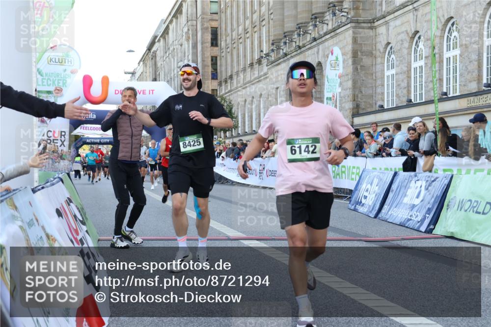 07.09.2025 - BARMER Alsterlauf Strokosch-Dieckow http://msf.ph/oto/8721294 07.09.2025 09:52:24 Ziel 2174, 2398, 2545, 2776, 3029, 3071, 3823, 3981, 4271, 4613, 5311, 5420, 5575, 6142, 8305, 8425 meine-sportfotos.de