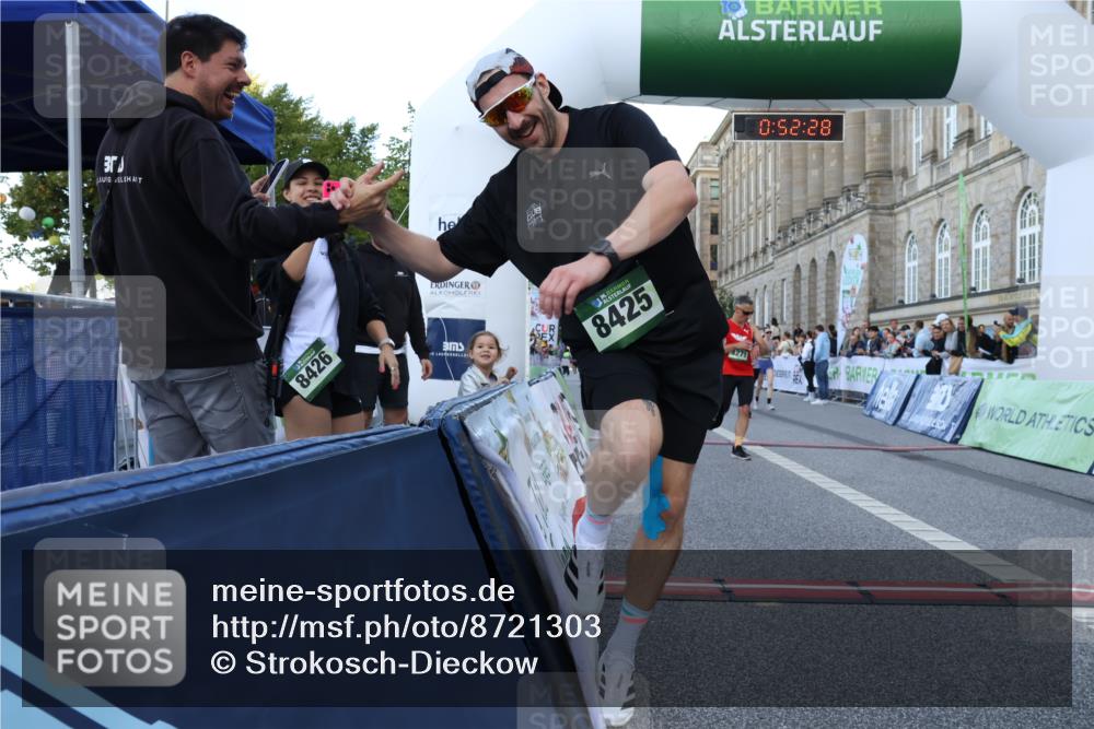 07.09.2025 - BARMER Alsterlauf Strokosch-Dieckow http://msf.ph/oto/8721303 07.09.2025 09:52:26 Ziel 2174, 2398, 2545, 2549, 3029, 3068, 3069, 3071, 3823, 4271, 4453, 4514, 4746, 5311, 5420, 5575, 5619, 5648, 6142, 8305, 8425 meine-sportfotos.de