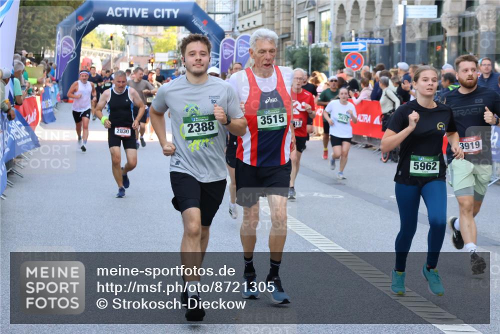 07.09.2025 - BARMER Alsterlauf Strokosch-Dieckow http://msf.ph/oto/8721305 07.09.2025 09:57:52 Ziel 2257, 2670, 2984, 3055, 3347, 4012, 4229, 4283, 4618, 4712, 4723, 4752, 4843, 4873, 5079, 5196, 5260, 5384, 5629, 5690, 5901, 6014, 6023, 6074, 6238, 6324, 8042, 8052, 8091, 8099, 8439 meine-sportfotos.de