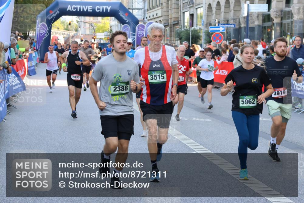 07.09.2025 - BARMER Alsterlauf Strokosch-Dieckow http://msf.ph/oto/8721311 07.09.2025 09:57:52 Ziel 2257, 2670, 2984, 3055, 3347, 4012, 4229, 4283, 4618, 4712, 4723, 4752, 4843, 4873, 5079, 5196, 5260, 5384, 5629, 5690, 5901, 6014, 6023, 6074, 6238, 6324, 8042, 8052, 8091, 8099, 8439 meine-sportfotos.de