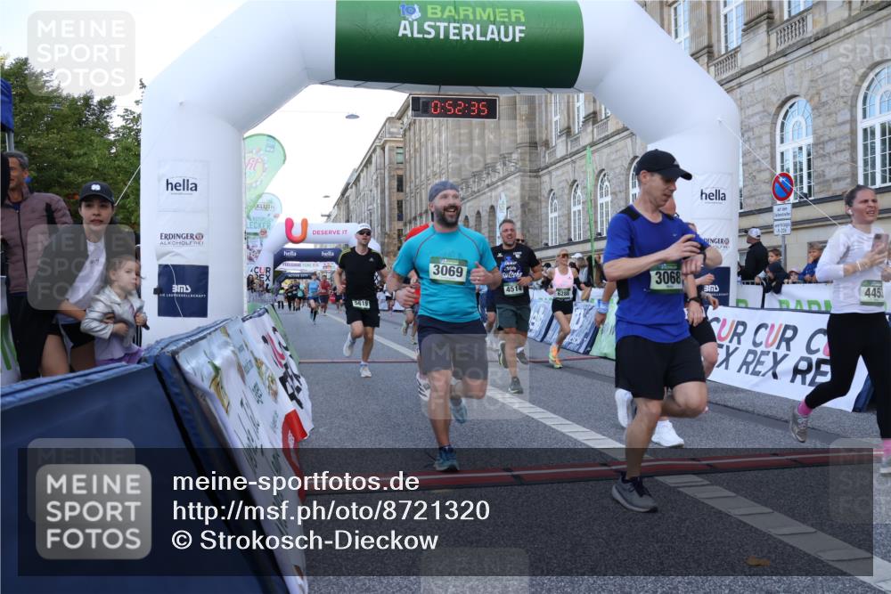 07.09.2025 - BARMER Alsterlauf Strokosch-Dieckow http://msf.ph/oto/8721320 07.09.2025 09:52:33 Ziel 2010, 2040, 2398, 2508, 2549, 2565, 3068, 3069, 3823, 4015, 4103, 4158, 4453, 4488, 4514, 4746, 5311, 5420, 5575, 5619, 5648, 6288, 8290, 8305 meine-sportfotos.de