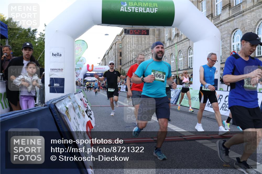 07.09.2025 - BARMER Alsterlauf Strokosch-Dieckow http://msf.ph/oto/8721322 07.09.2025 09:52:34 Ziel 2010, 2040, 2398, 2508, 2549, 2565, 2839, 3068, 3069, 3823, 4015, 4103, 4158, 4453, 4488, 4514, 4746, 5311, 5420, 5456, 5575, 5619, 5648, 6288, 8273, 8290, 8305 meine-sportfotos.de