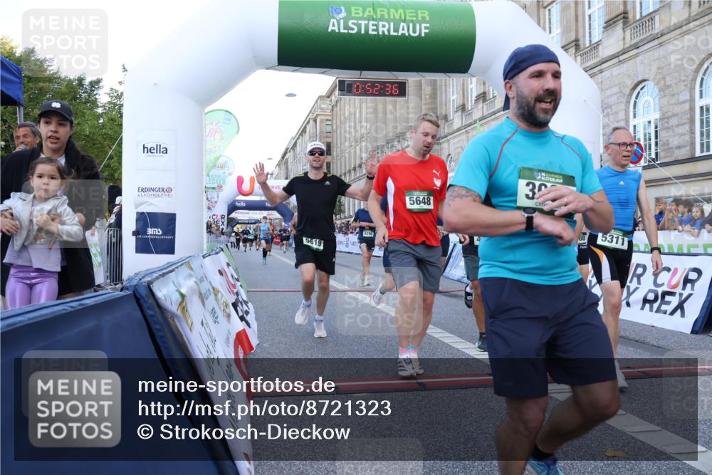 07.09.2025 - BARMER Alsterlauf Strokosch-Dieckow http://msf.ph/oto/8721323 07.09.2025 09:52:34 Ziel 2010, 2040, 2398, 2508, 2549, 2565, 2839, 3068, 3069, 3823, 4015, 4103, 4158, 4453, 4488, 4514, 4746, 5311, 5420, 5456, 5575, 5619, 5648, 6288, 8273, 8290, 8305 meine-sportfotos.de