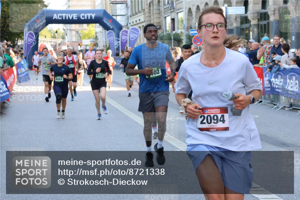 07.09.2025 - BARMER Alsterlauf Strokosch-Dieckow http://msf.ph/oto/8721338 07.09.2025 09:57:46 Ziel 2257, 2670, 2672, 3055, 4012, 4618, 4701, 4723, 4752, 4843, 4888, 4920, 5079, 5196, 5384, 5629, 5690, 5697, 5842, 5843, 5901, 6023, 6074, 6238, 6324, 8052, 8091, 8099 meine-sportfotos.de