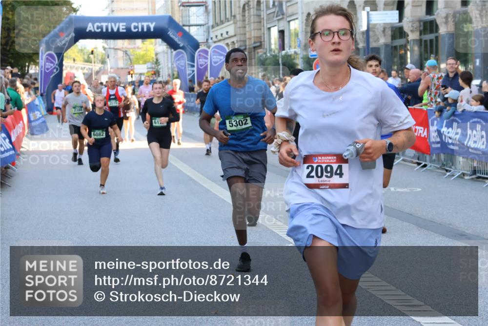 07.09.2025 - BARMER Alsterlauf Strokosch-Dieckow http://msf.ph/oto/8721344 07.09.2025 09:57:46 Ziel 2257, 2670, 2672, 3055, 4012, 4618, 4701, 4723, 4752, 4843, 4888, 4920, 5079, 5196, 5384, 5629, 5690, 5697, 5842, 5843, 5901, 6023, 6074, 6238, 6324, 8052, 8091, 8099 meine-sportfotos.de