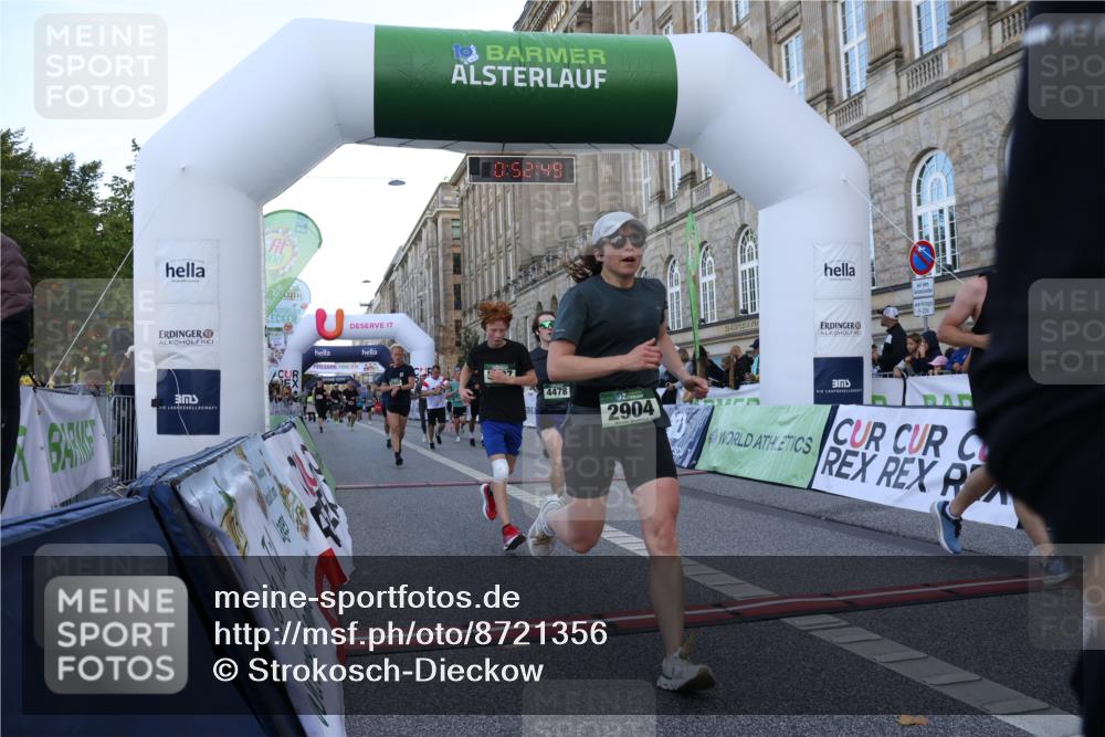 07.09.2025 - BARMER Alsterlauf Strokosch-Dieckow http://msf.ph/oto/8721356 07.09.2025 09:52:47 Ziel 2310, 2904, 3959, 4195, 4439, 4478, 4848, 4880, 4983, 5005, 5453, 5585, 5945, 5997, 6017, 8089, 8118, 8360 meine-sportfotos.de