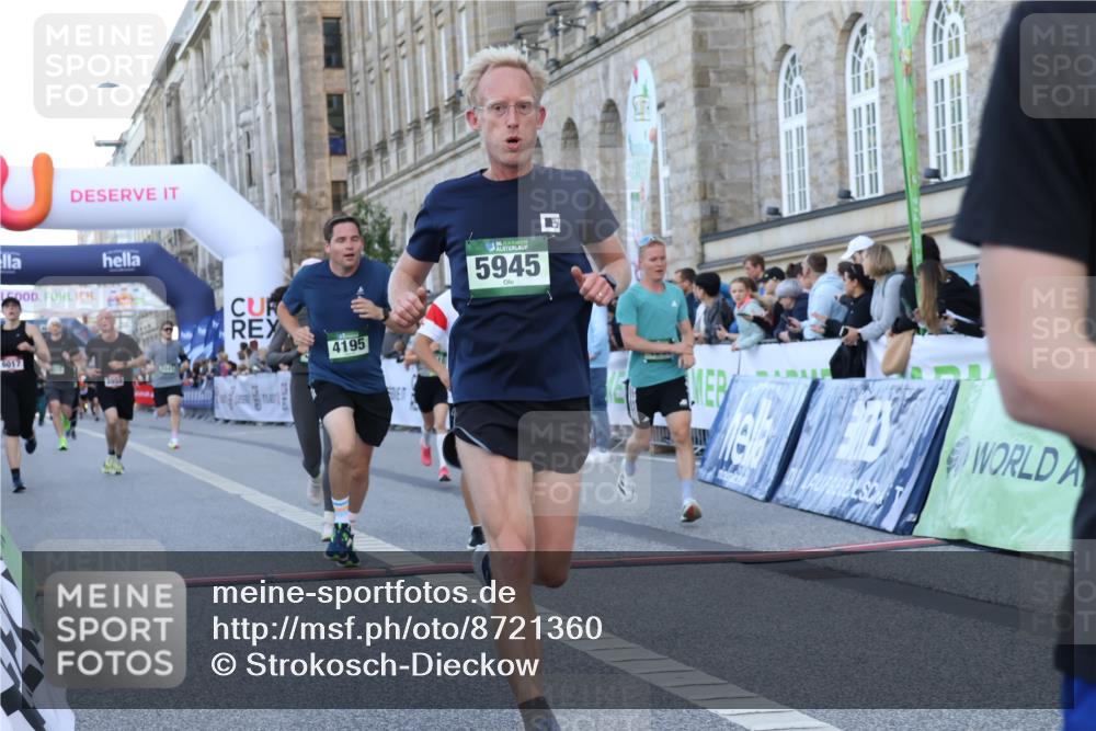 07.09.2025 - BARMER Alsterlauf Strokosch-Dieckow http://msf.ph/oto/8721360 07.09.2025 09:52:49 Ziel 2310, 2904, 3959, 4195, 4439, 4478, 4848, 4983, 5005, 5453, 5543, 5585, 5945, 5997, 6017, 8118, 8372 meine-sportfotos.de