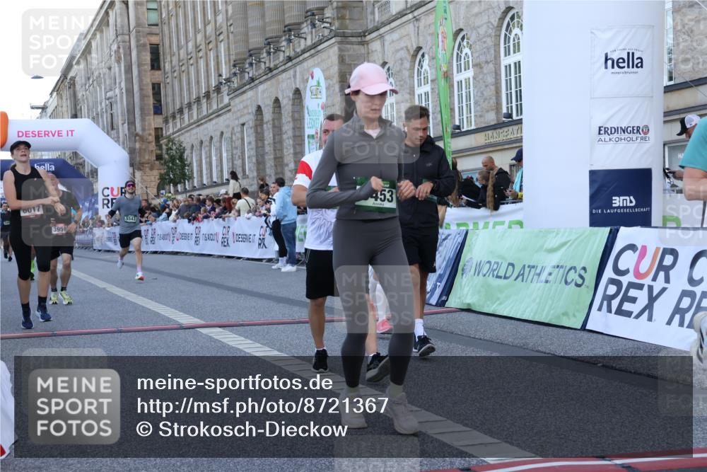07.09.2025 - BARMER Alsterlauf Strokosch-Dieckow http://msf.ph/oto/8721367 07.09.2025 09:52:52 Ziel 2310, 3959, 4195, 4478, 4848, 4983, 5005, 5453, 5543, 5692, 5945, 5947, 5948, 5972, 5982, 6017, 6127, 8372 meine-sportfotos.de