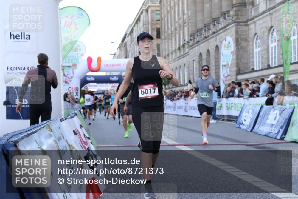 07.09.2025 - BARMER Alsterlauf Strokosch-Dieckow http://msf.ph/oto/8721373 07.09.2025 09:52:54 Ziel 2084, 2310, 3959, 4195, 4327, 4848, 4983, 5005, 5453, 5543, 5692, 5945, 5947, 5948, 5972, 5982, 6017, 6127, 6341, 8254, 8372 meine-sportfotos.de