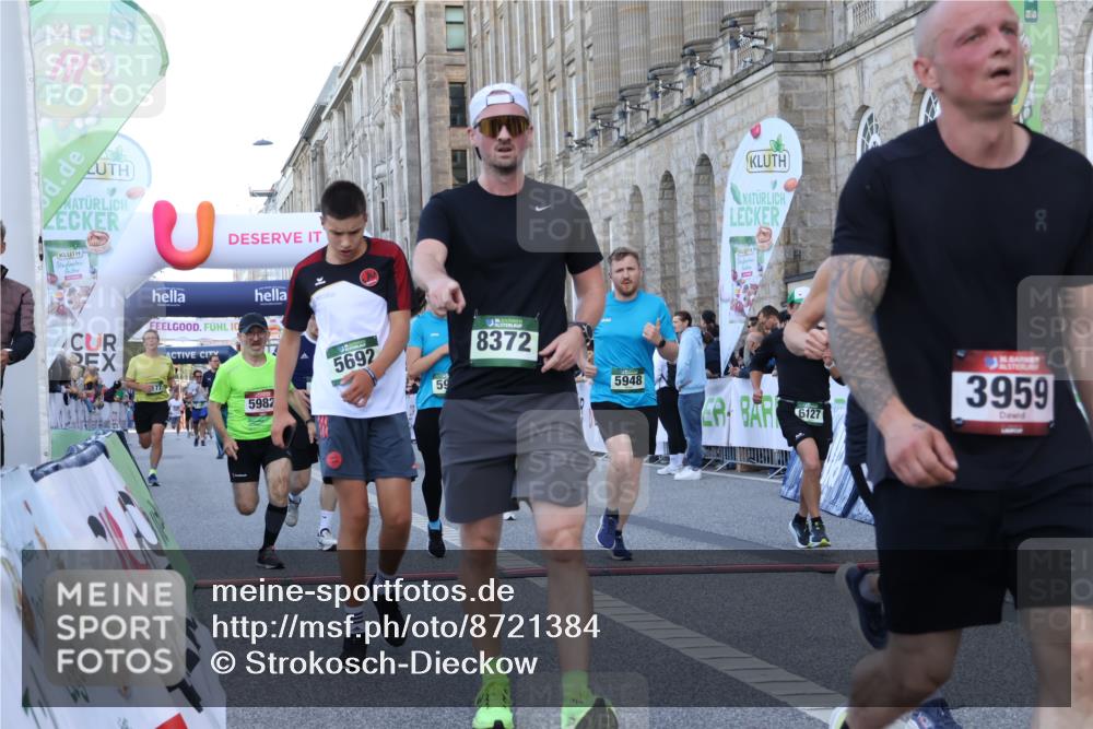 07.09.2025 - BARMER Alsterlauf Strokosch-Dieckow http://msf.ph/oto/8721384 07.09.2025 09:52:58 Ziel 2084, 3959, 4327, 4739, 5177, 5543, 5692, 5741, 5947, 5948, 5972, 5982, 6017, 6127, 6341, 8254, 8372 meine-sportfotos.de