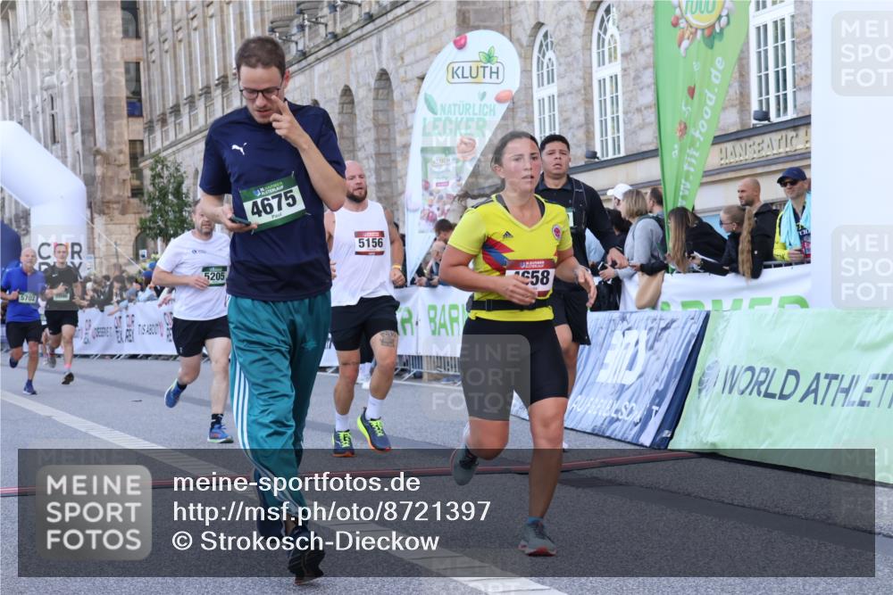 07.09.2025 - BARMER Alsterlauf Strokosch-Dieckow http://msf.ph/oto/8721397 07.09.2025 09:53:06 Ziel 2084, 3599, 4257, 4658, 4675, 4739, 4740, 4882, 5156, 5177, 5205, 5702, 5741, 6169, 8096 meine-sportfotos.de