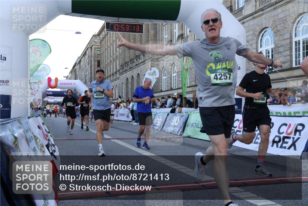 07.09.2025 - BARMER Alsterlauf Strokosch-Dieckow http://msf.ph/oto/8721413 07.09.2025 09:53:11 Ziel 2146, 3599, 4257, 4546, 4604, 4658, 4675, 4740, 4882, 5020, 5156, 5205, 5702, 6169, 6218, 8096 meine-sportfotos.de
