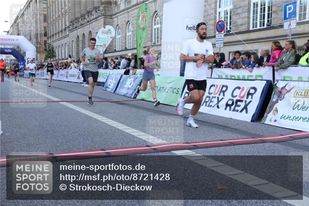 07.09.2025 - BARMER Alsterlauf Strokosch-Dieckow http://msf.ph/oto/8721428 07.09.2025 09:53:19 Ziel 2146, 2494, 2894, 4546, 4604, 4799, 5020, 5869, 6218, 6222, 8267 meine-sportfotos.de