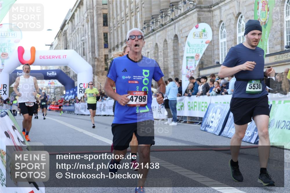 07.09.2025 - BARMER Alsterlauf Strokosch-Dieckow http://msf.ph/oto/8721438 07.09.2025 09:53:25 Ziel 2494, 2562, 4799, 5015, 5869, 5908, 8267 meine-sportfotos.de