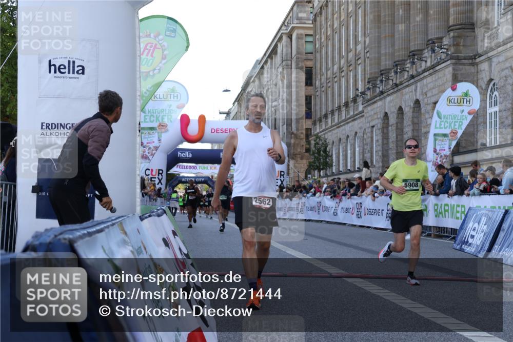 07.09.2025 - BARMER Alsterlauf Strokosch-Dieckow http://msf.ph/oto/8721444 07.09.2025 09:53:28 Ziel 2501, 2562, 4799, 5015, 5908, 8267 meine-sportfotos.de