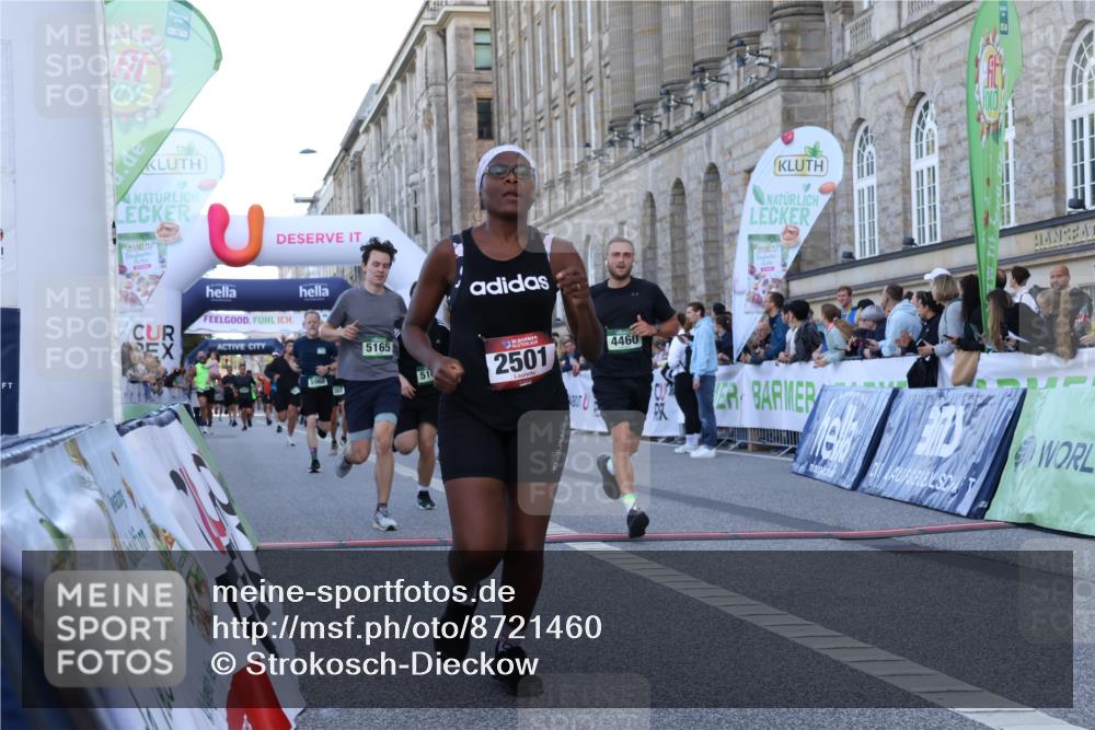 07.09.2025 - BARMER Alsterlauf Strokosch-Dieckow http://msf.ph/oto/8721460 07.09.2025 09:53:35 Ziel 2454, 2501, 2896, 3657, 4078, 4460, 5015, 5164, 5165, 5654, 5968, 8231, 8302 meine-sportfotos.de