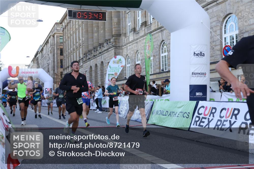 07.09.2025 - BARMER Alsterlauf Strokosch-Dieckow http://msf.ph/oto/8721479 07.09.2025 09:53:41 Ziel 2032, 2229, 2365, 2454, 2896, 3421, 3657, 3705, 4078, 4339, 4460, 4504, 4578, 4889, 5002, 5164, 5165, 5603, 5654, 5701, 5968, 6010, 8231, 8302 meine-sportfotos.de