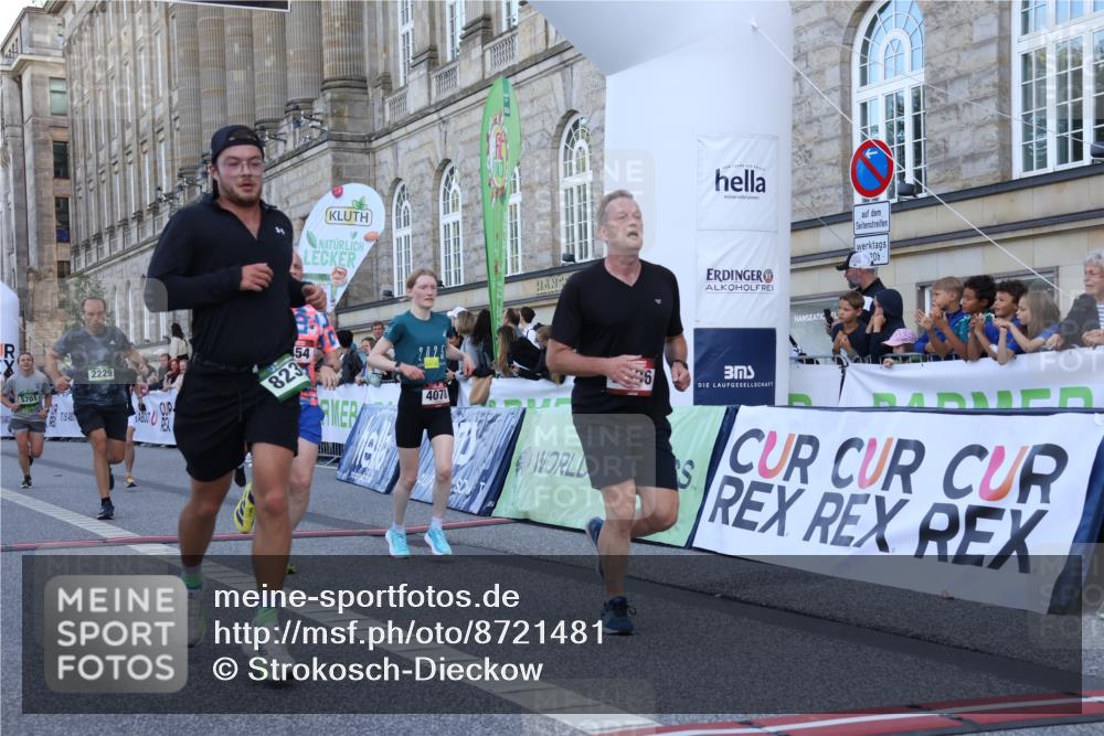 07.09.2025 - BARMER Alsterlauf Strokosch-Dieckow http://msf.ph/oto/8721481 07.09.2025 09:53:42 Ziel 2028, 2032, 2173, 2229, 2365, 2454, 2896, 3421, 3657, 3705, 4078, 4339, 4504, 4578, 4889, 5002, 5603, 5654, 5701, 5742, 5968, 6010, 8231, 8302 meine-sportfotos.de
