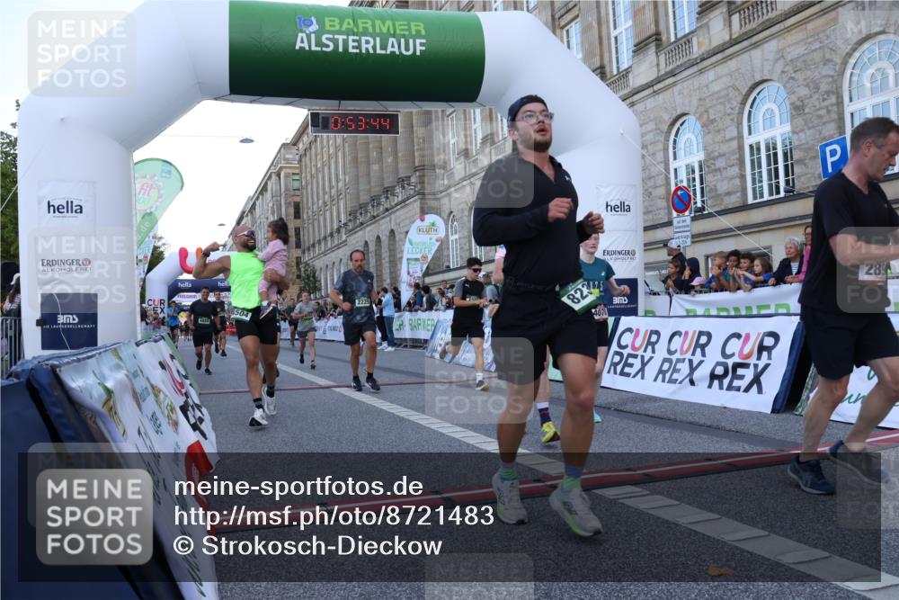 07.09.2025 - BARMER Alsterlauf Strokosch-Dieckow http://msf.ph/oto/8721483 07.09.2025 09:53:43 Ziel 2028, 2032, 2173, 2229, 2365, 2454, 2896, 3421, 3657, 3705, 4078, 4339, 4504, 4578, 4889, 5002, 5603, 5701, 5742, 5968, 6010, 8231, 8302 meine-sportfotos.de
