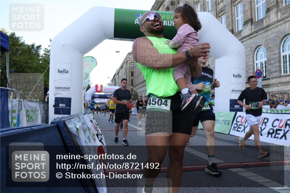07.09.2025 - BARMER Alsterlauf Strokosch-Dieckow http://msf.ph/oto/8721492 07.09.2025 09:53:45 Ziel 2028, 2032, 2173, 2229, 2365, 2369, 2454, 2896, 3421, 3705, 4078, 4339, 4504, 4578, 4834, 4889, 5002, 5603, 5686, 5701, 5742, 6010, 6333, 8231 meine-sportfotos.de