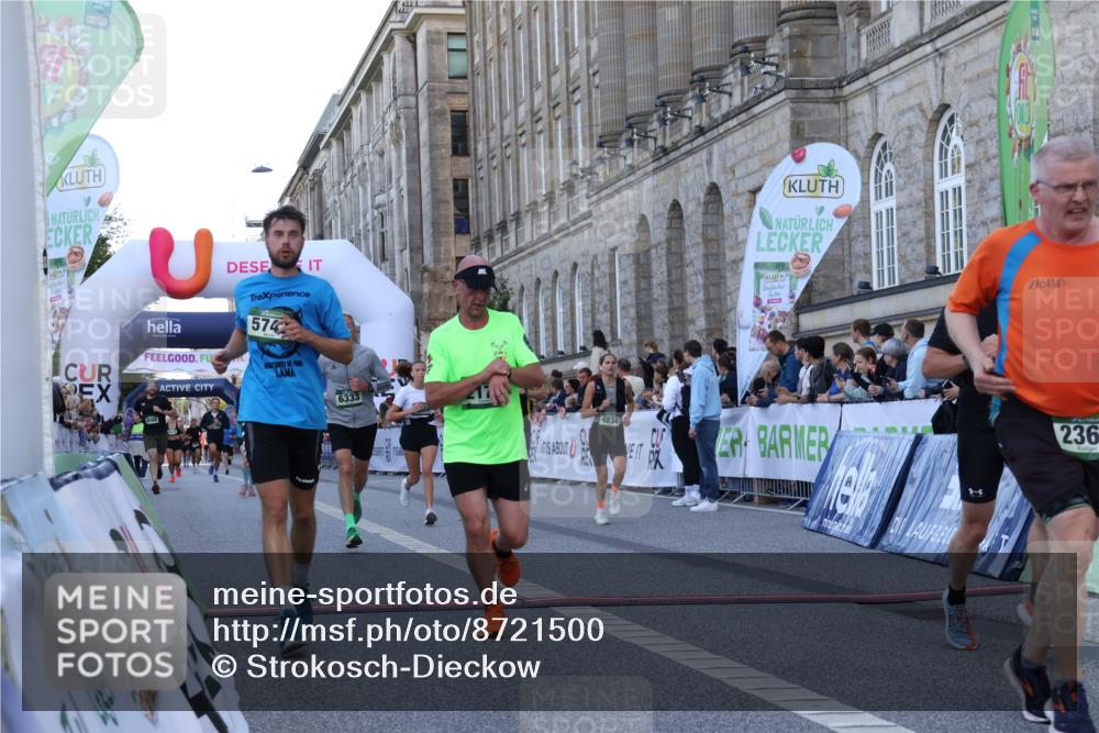 07.09.2025 - BARMER Alsterlauf Strokosch-Dieckow http://msf.ph/oto/8721500 07.09.2025 09:53:49 Ziel 2028, 2032, 2173, 2365, 2369, 2390, 3421, 3705, 4578, 4834, 4889, 5002, 5218, 5603, 5686, 5694, 5701, 5742, 6010, 6333 meine-sportfotos.de