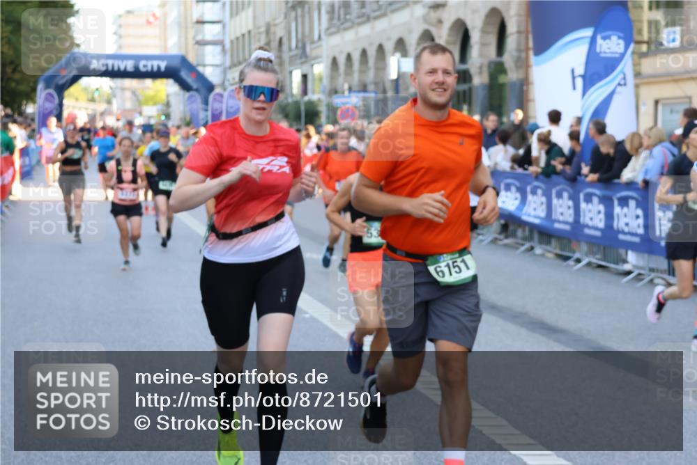 07.09.2025 - BARMER Alsterlauf Strokosch-Dieckow http://msf.ph/oto/8721501 07.09.2025 09:57:20 Ziel 2094, 2108, 2388, 2509, 2678, 2813, 2829, 2830, 3249, 3515, 3543, 3559, 3716, 3894, 3919, 3992, 4262, 4496, 4704, 4947, 4948, 5155, 5257, 5302, 5324, 5368, 5406, 5573, 5678, 5822, 5962, 6027, 6082, 6122, 6135, 8344, 8370 meine-sportfotos.de