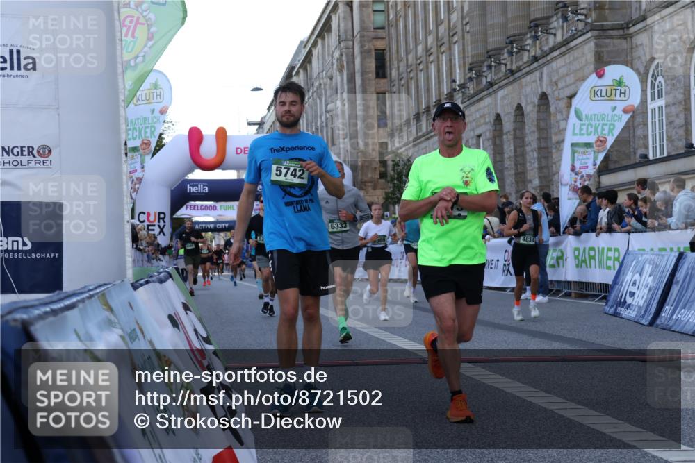07.09.2025 - BARMER Alsterlauf Strokosch-Dieckow http://msf.ph/oto/8721502 07.09.2025 09:53:50 Ziel 2028, 2173, 2365, 2369, 2390, 3421, 3589, 3705, 4578, 4834, 4889, 5218, 5603, 5686, 5694, 5701, 5742, 6010, 6333 meine-sportfotos.de