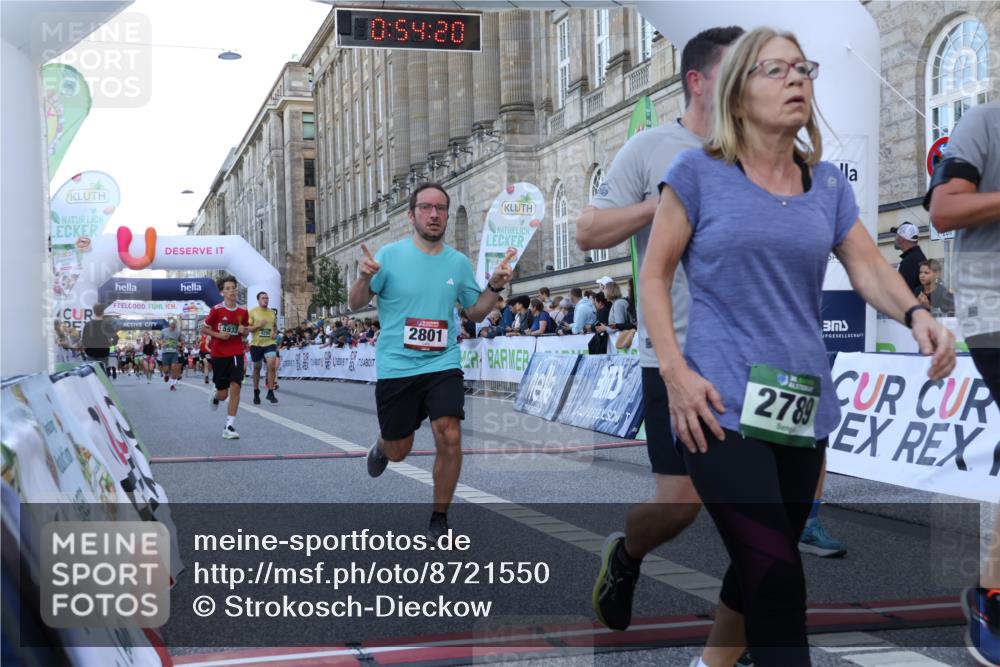 07.09.2025 - BARMER Alsterlauf Strokosch-Dieckow http://msf.ph/oto/8721550 07.09.2025 09:54:19 Ziel 2695, 2789, 2801, 3474, 3948, 4211, 4267, 4295, 4337, 4539, 4981, 5367, 5446, 5933, 5954 meine-sportfotos.de