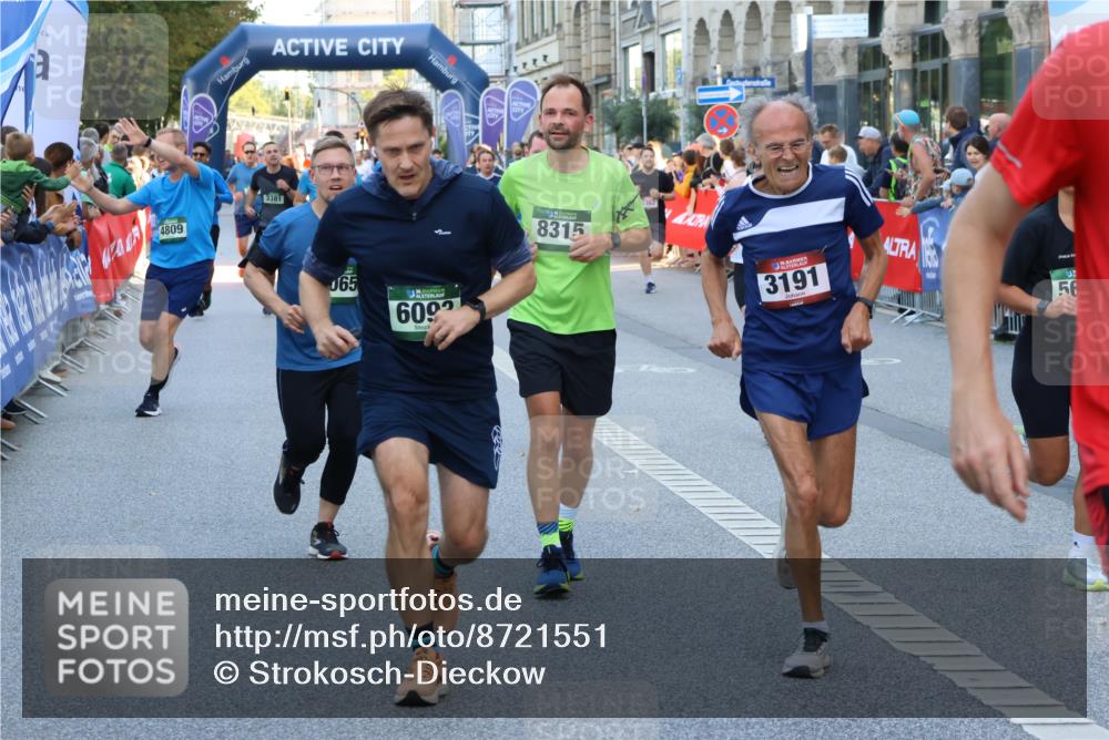 07.09.2025 - BARMER Alsterlauf Strokosch-Dieckow http://msf.ph/oto/8721551 07.09.2025 09:57:06 Ziel 2076, 2094, 2195, 2646, 3028, 3129, 3268, 3559, 3925, 4187, 4456, 4496, 4603, 4672, 4857, 4926, 4987, 5069, 5101, 5102, 5199, 5463, 5573, 5598, 5987, 6027, 6175, 6246, 8034, 8344, 8383 meine-sportfotos.de