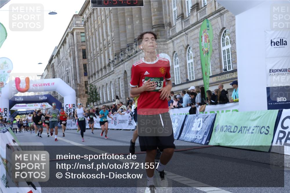 07.09.2025 - BARMER Alsterlauf Strokosch-Dieckow http://msf.ph/oto/8721557 07.09.2025 09:54:22 Ziel 2125, 2695, 2801, 3632, 3948, 4211, 4267, 4295, 4337, 4539, 5446, 5657, 5933, 5954 meine-sportfotos.de