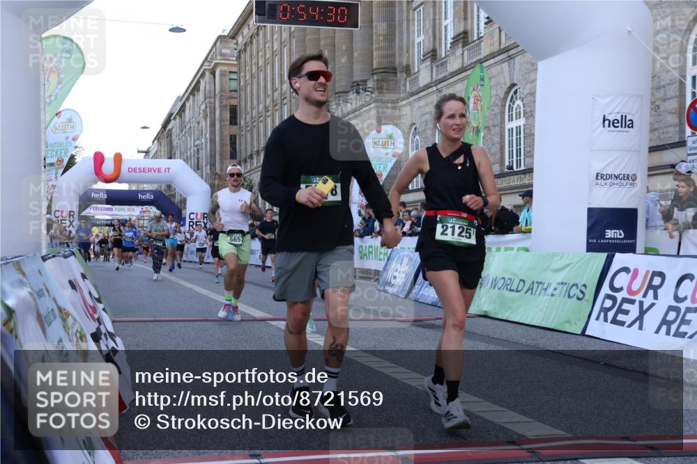 07.09.2025 - BARMER Alsterlauf Strokosch-Dieckow http://msf.ph/oto/8721569 07.09.2025 09:54:28 Ziel 2125, 2247, 3330, 3632, 4211, 4267, 4337, 4539, 4633, 5117, 5446, 5459, 5484, 5516, 5657, 5880, 5954, 6021, 6048, 8284, 8436 meine-sportfotos.de