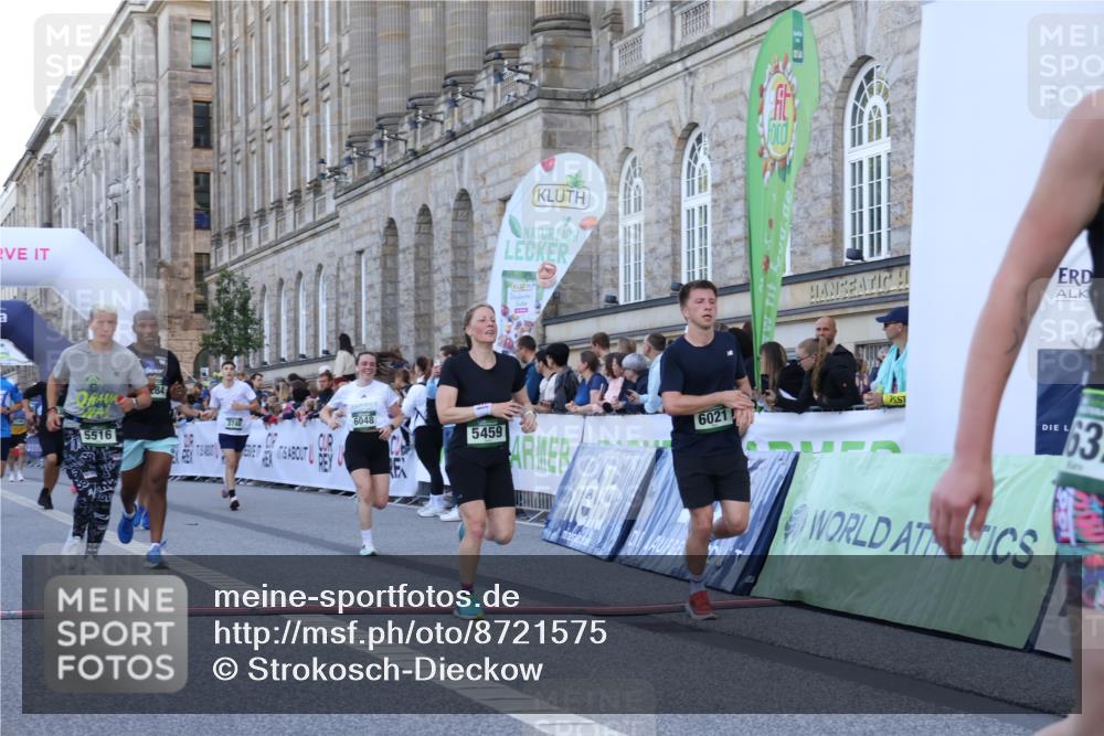 07.09.2025 - BARMER Alsterlauf Strokosch-Dieckow http://msf.ph/oto/8721575 07.09.2025 09:54:31 Ziel 2125, 2247, 2498, 3330, 3632, 3725, 3748, 4249, 4267, 4539, 4633, 5117, 5446, 5459, 5484, 5516, 5657, 5880, 6021, 6048, 8284, 8436 meine-sportfotos.de